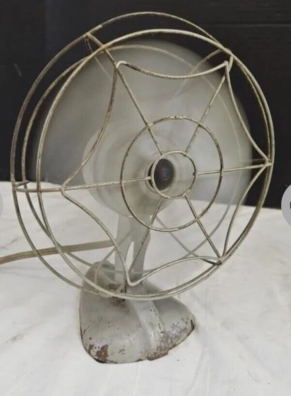 VTG 11" Electric Metal Desk Table FAN OSCILLATING Art Deco MCM RUNS