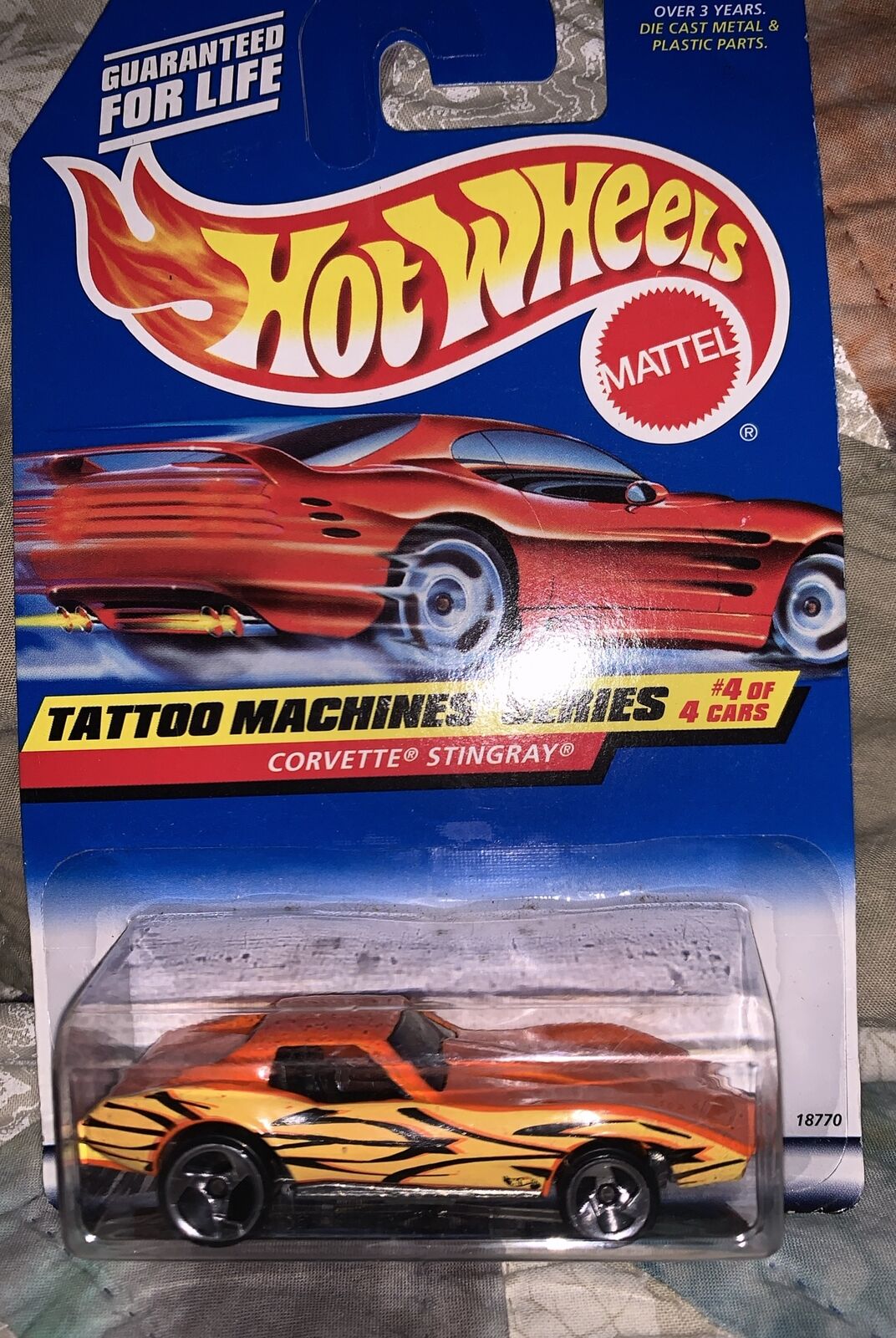 Hot Wheels 1975 Corvette StingRay mint in card issued 1997