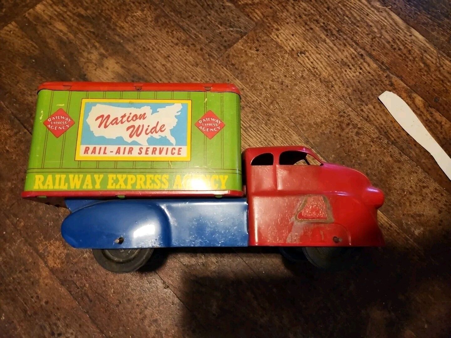 WYANDOTTE TOYS RAILWAY EXPRESS AGENCY TRUCK. SUPER NICE TIN LITHO PLASTIC 1950's