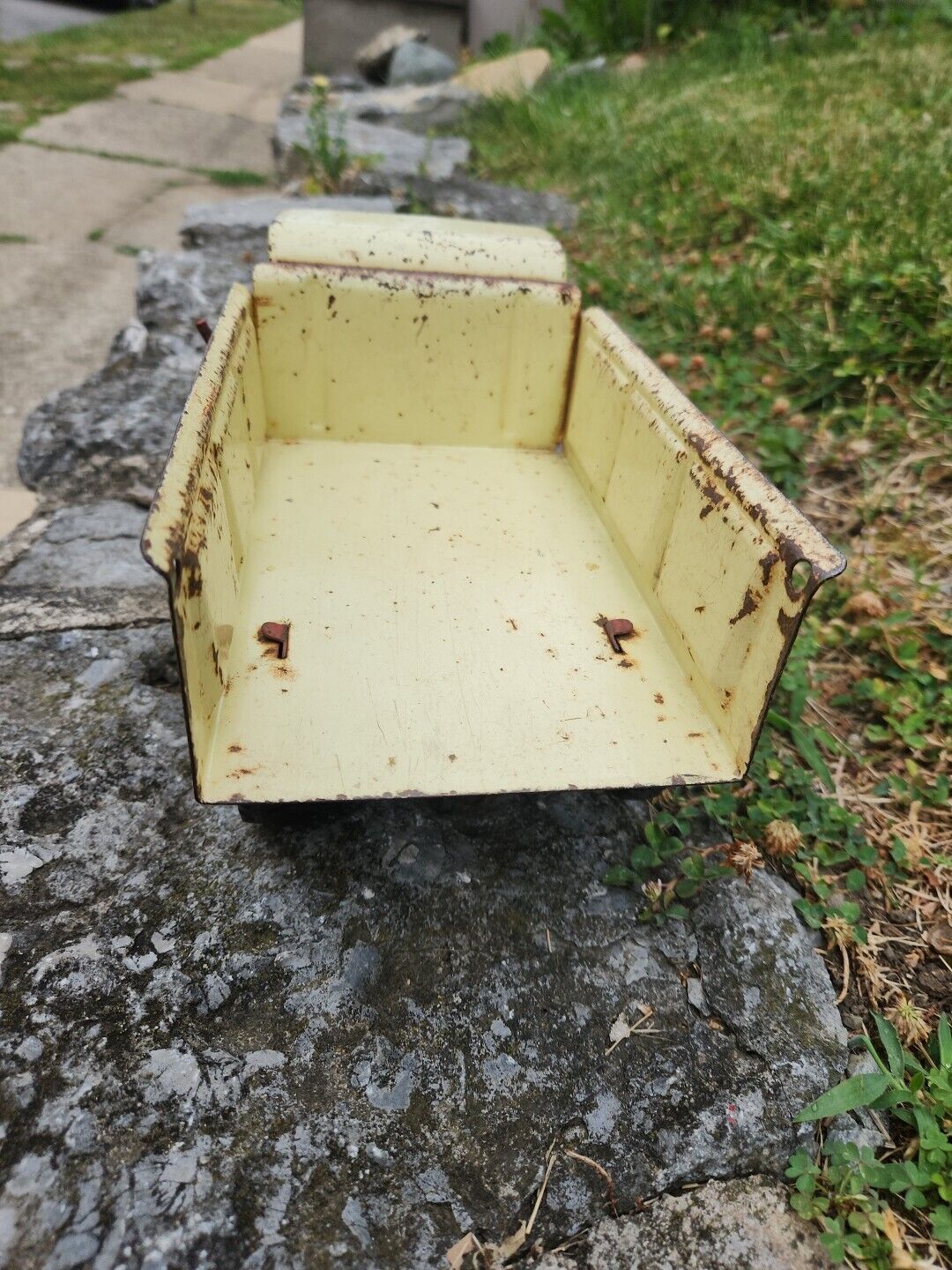 Vintage 1950s/1960s Buddy L  Dump Truck Pressed Steel 