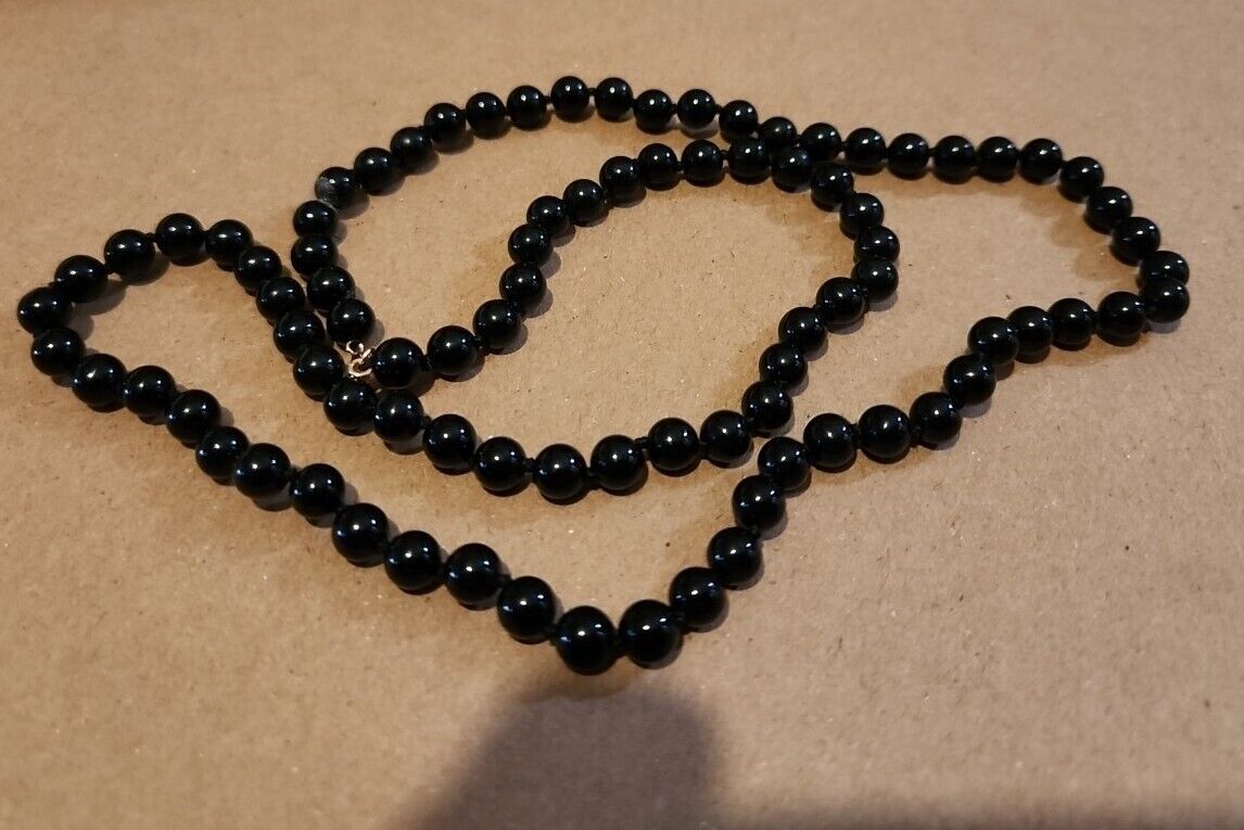 Vintage Black Onyx & 14kt Gold Clasp & Bead Necklace MCM Elegant Classy