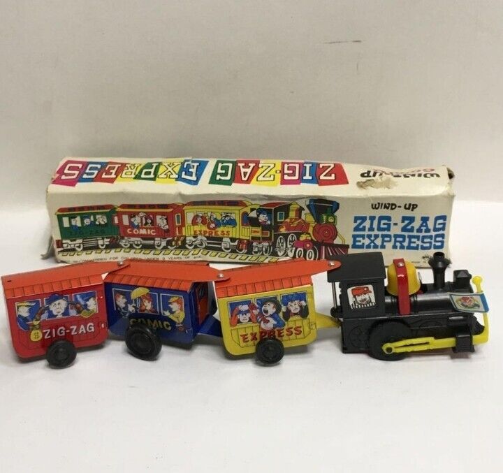 Vintage Wind Up Toy Train Tin Metal Lithographed  Wind up Mechanical Box Korea 