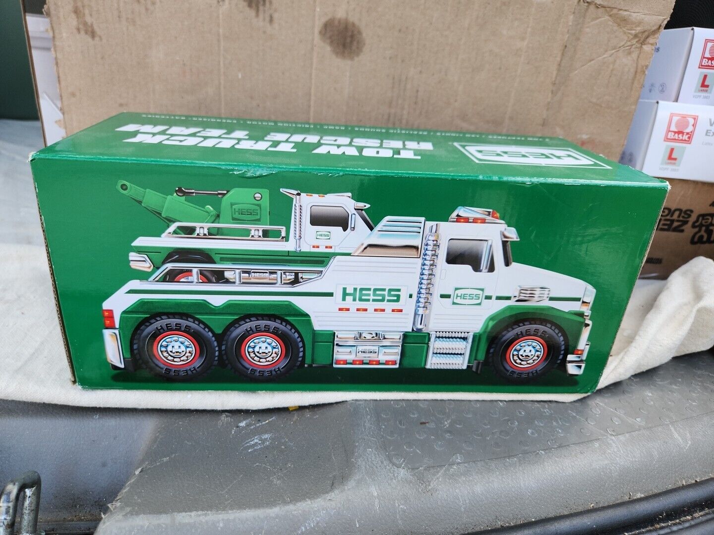 Hess 2019 Toy Tow Truck Collectible Toy Vehicles Toys Decor 