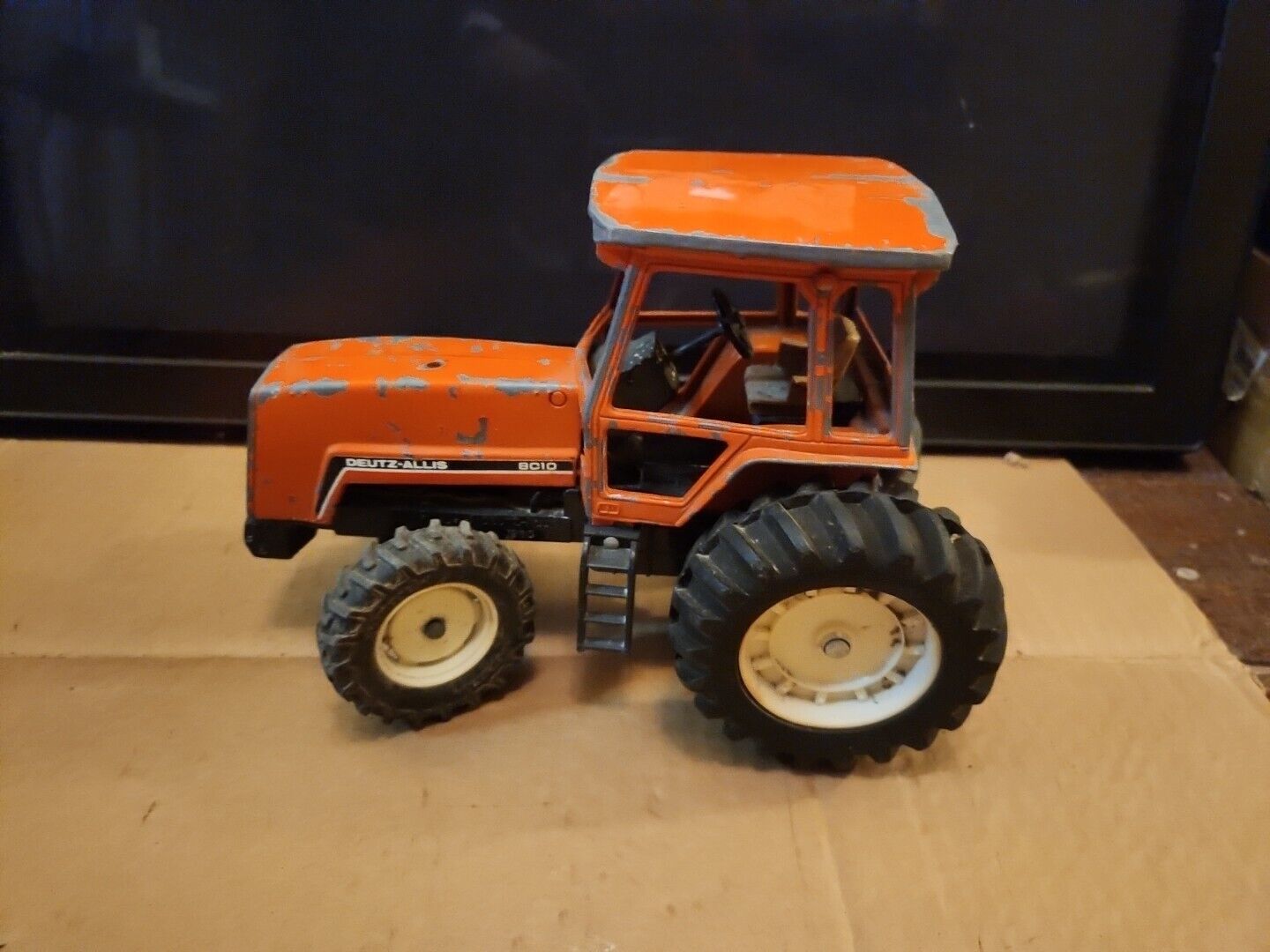 VINTAGE 70'S ERTL ALLIS CHALMERS 8010 TRACTOR Played With As Is 