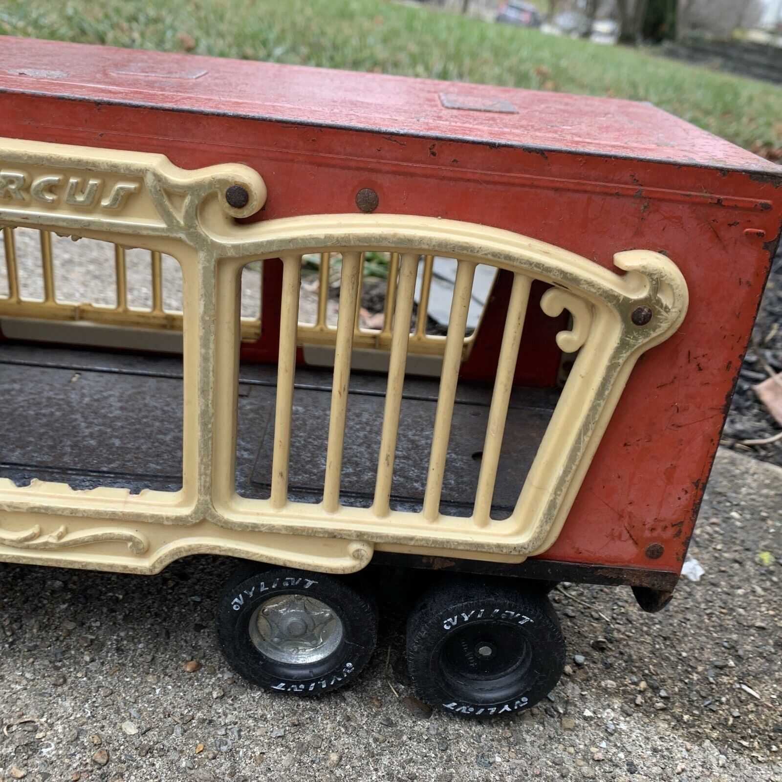 VINTAGE Nylint Pressed Steel 1970's Yellow Tractor / Nylint Circus Trailer ONLY