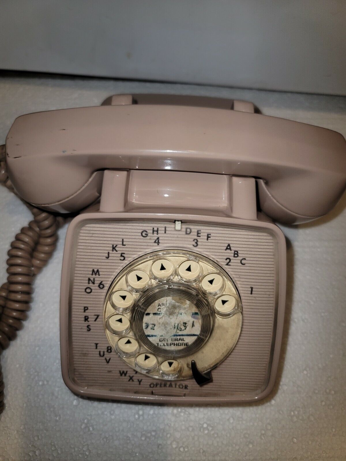 Vintage GTE Automatic Electric Model 80 Rotary Telephone Beige Tan Phone 1975