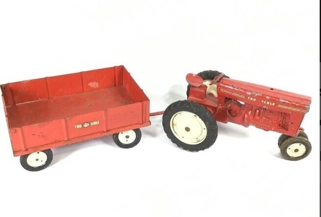 Vintage Red Tru-Scale TRACTOR & 2 Wheel Tractor Trailer & 4 Wheel Grain Trailer 