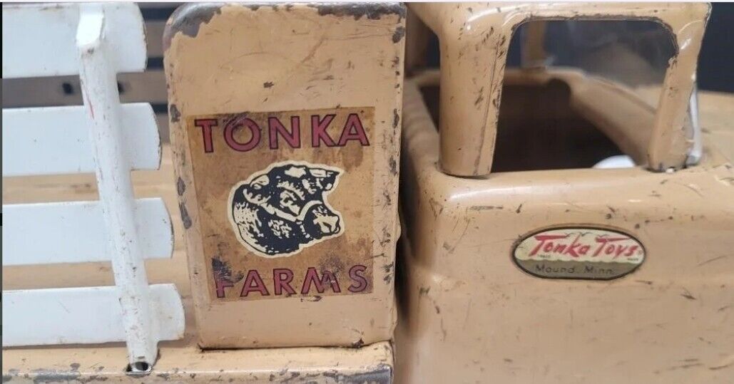 Tonka 1960 Tonka Farms Farm Truck #8 Structo Wyandotte TOY TOYS DECOR 