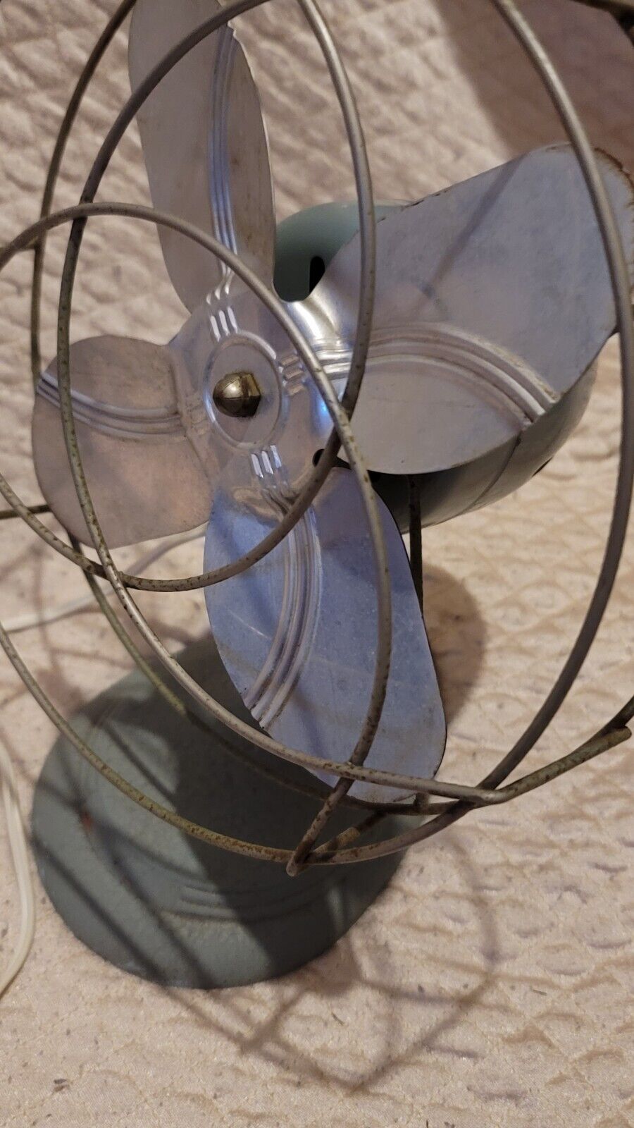 VTG 8" Electric Metal Desk Table FAN Art Deco Nouveau MCM RUNS Great