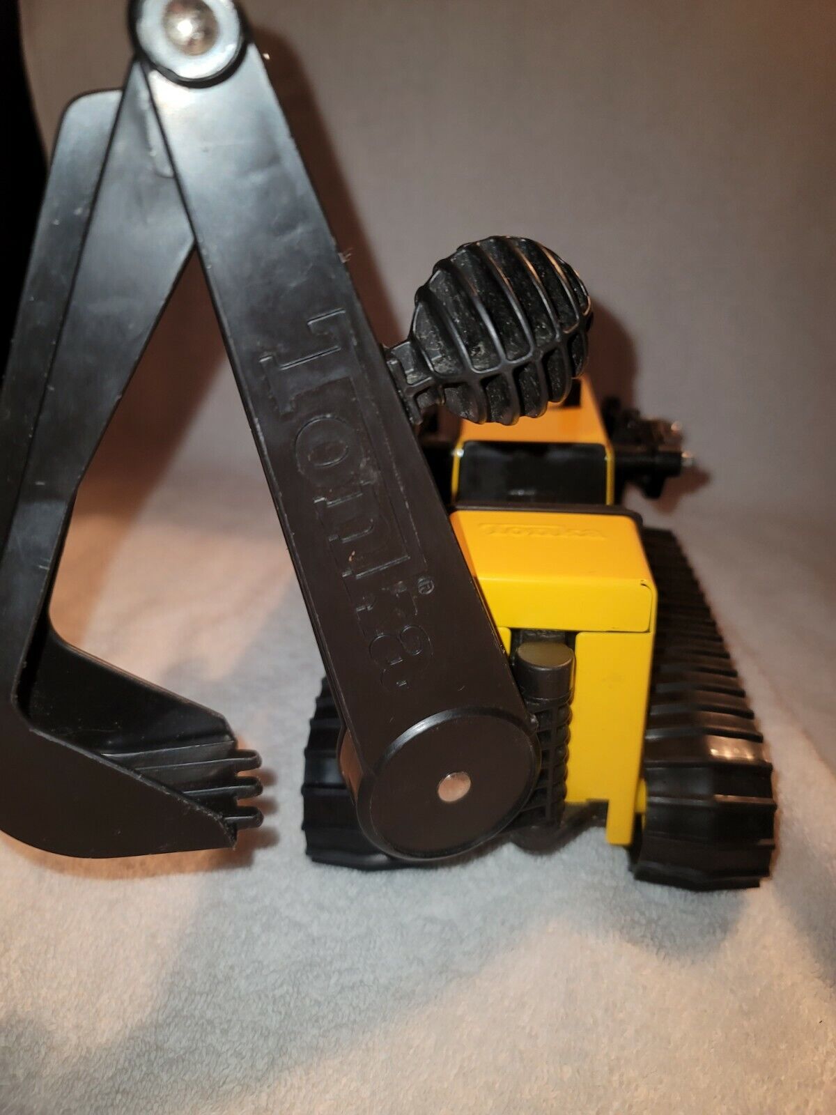 Tonka Pressed Steel & Plastic 24" Working Backhoe & Loader