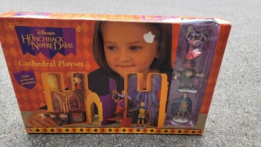 Mattel Disney Playset with 3 Figures Hunchback Notre Dame Cathedral Vintage /NEW