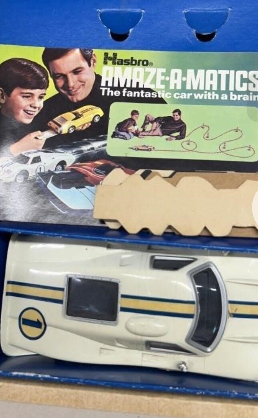 VINTAGE HASBRO AMAZE-A-MATICS CRUISER THE CAR 