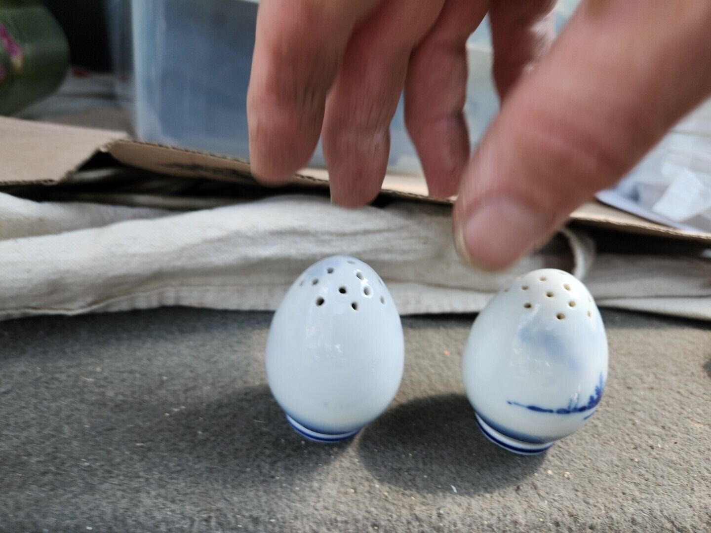 Vtg Delft Blue Hand Painted Egg Salt & Pepper Shakers Set  Windmills