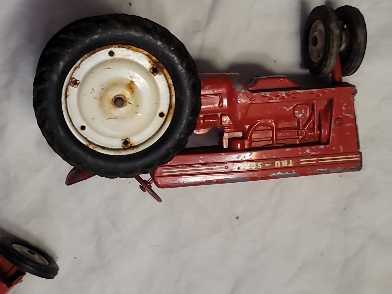 Vintage Red Tru-Scale TRACTOR & 2 Wheel Tractor Trailer & 4 Wheel Grain Trailer 