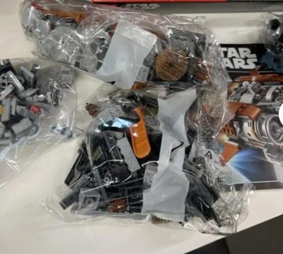 Star Wars JAKKU QADJUMPER  75178 New Open Box