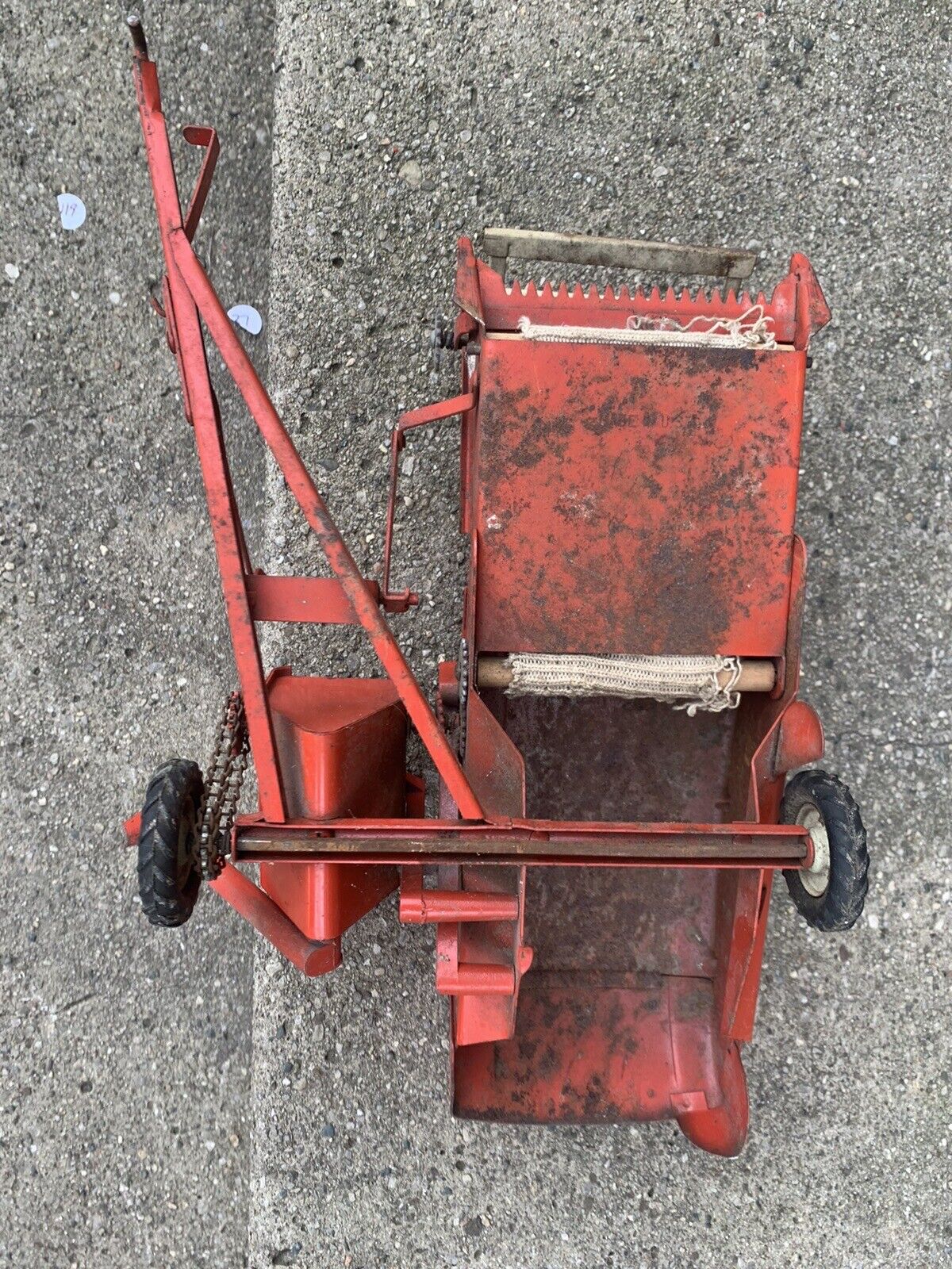 VINTAGE TRU SCALE FARM TOY HAY BALER RAKE COMBINE STYLE TOY Barn Farmer