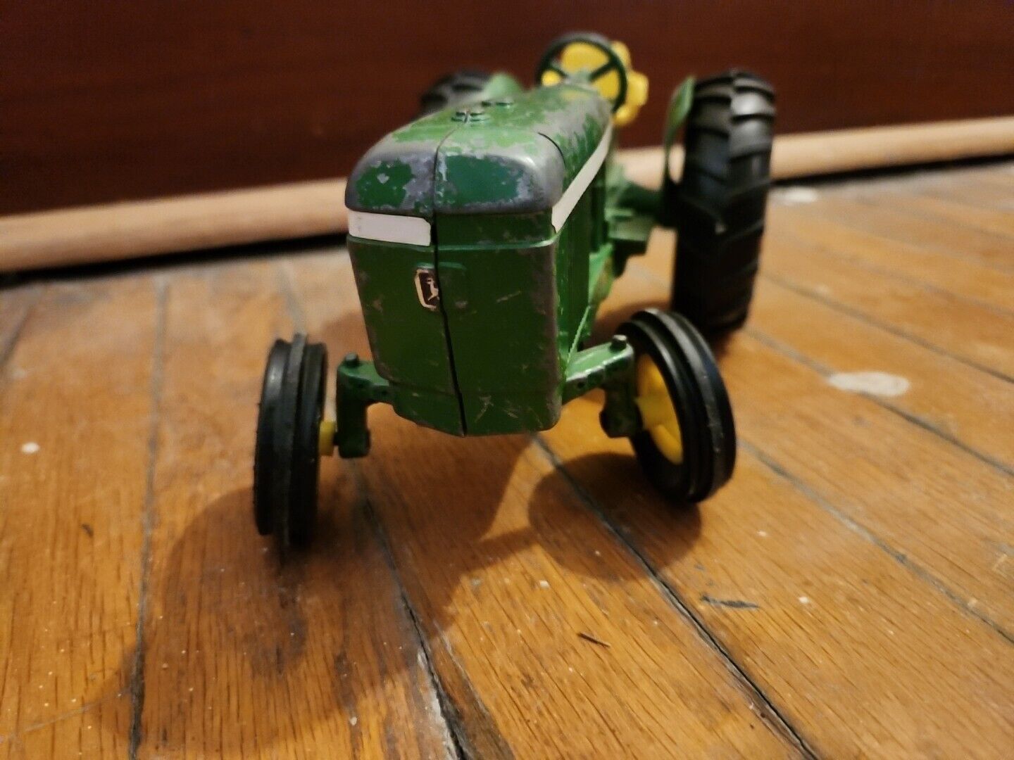 VINTAGE John Deere ERTL ESKA Tractor All Original 1/16 1950-60 Era