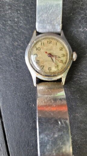 Winton Non Magnetic Antique Swiss Watch Complete 1940's  Working 