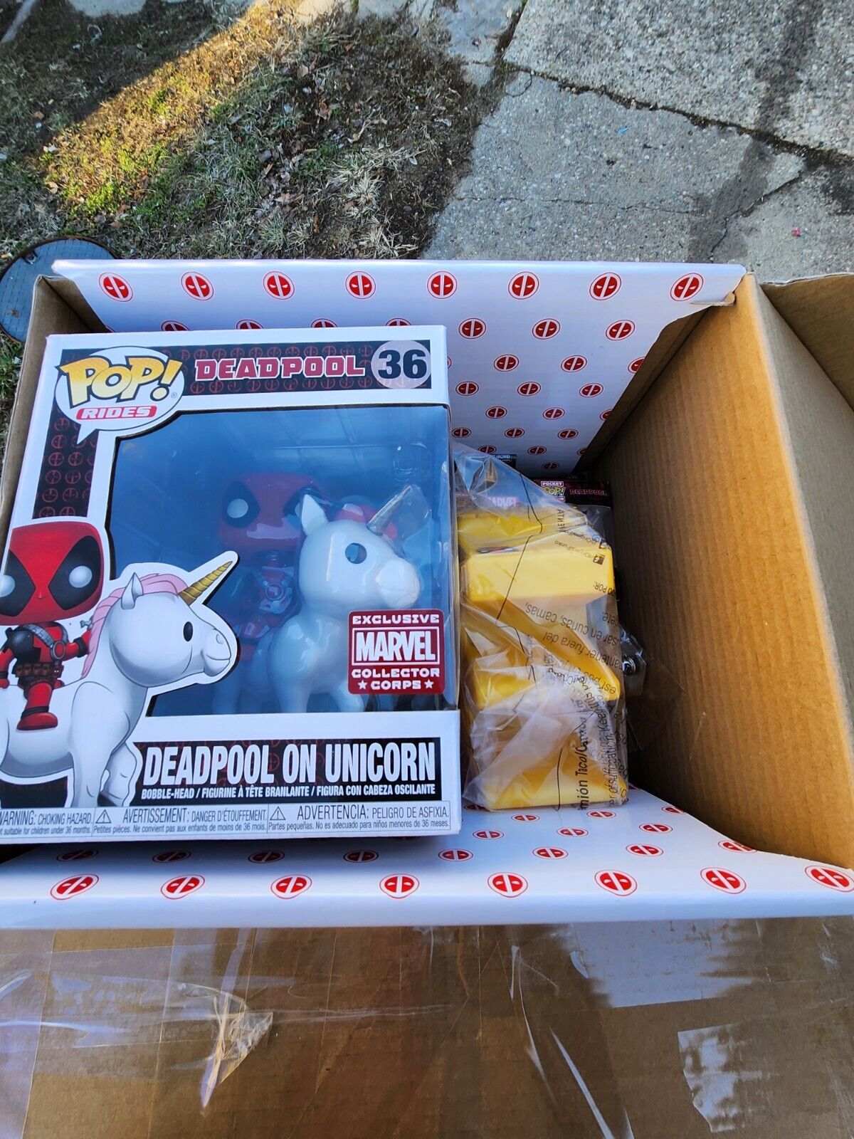 Funko Marvel Collector Corps Subscription Box Deadpool July 2018 CIB