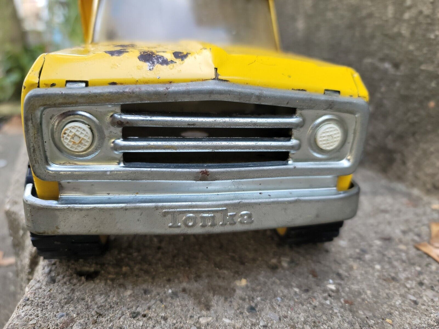 Vintage Tonka Pressed Steel 1970s XR-101 Yellow Dump Truck Original 