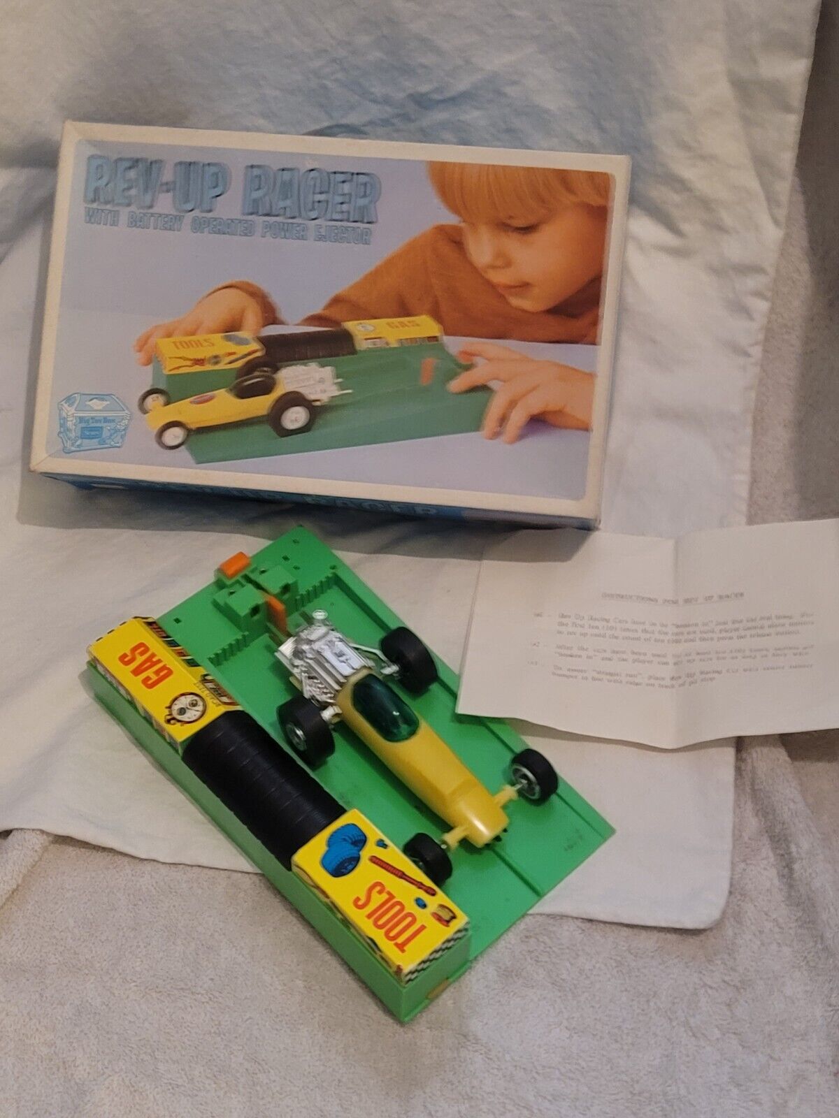 Vintage 1971 AMC REV-UP RACER Set Battery Operated Friction Pit Stop with Box