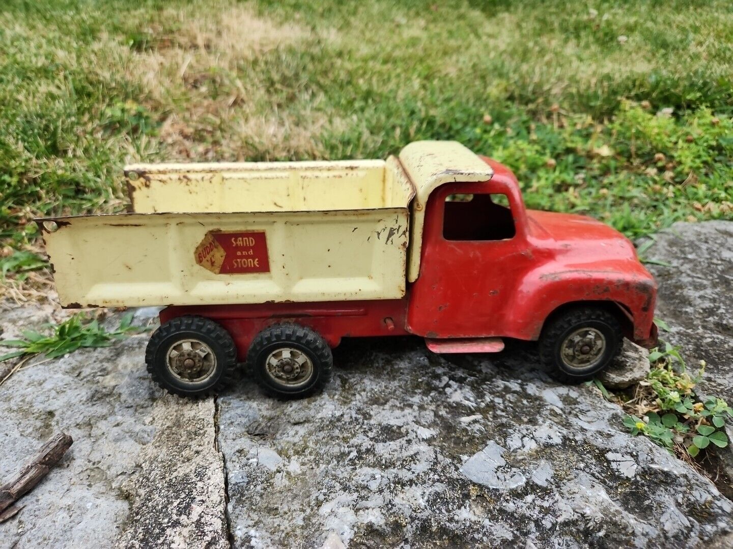 Vintage 1950s/1960s Buddy L  Dump Truck Pressed Steel 