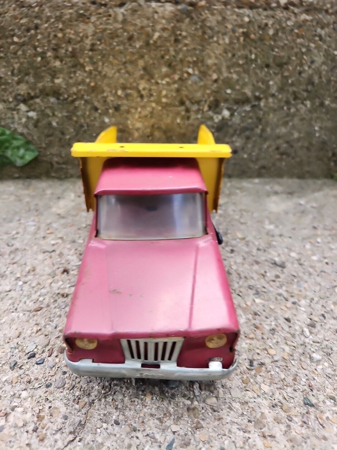 Vintage Tonka 1966 Jeep Dump Truck Red & Yellow 10"