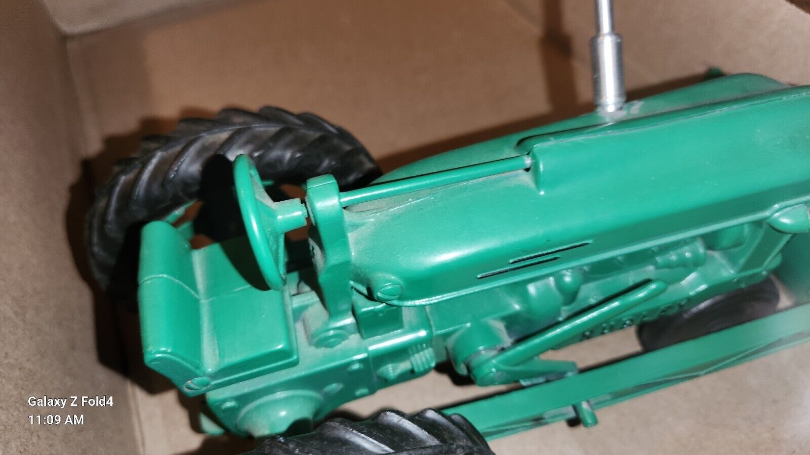 VINTAGE 50S Green  HUBLEY DIECAST TRACTOR W/ Blade WITH STEERING Very Nice