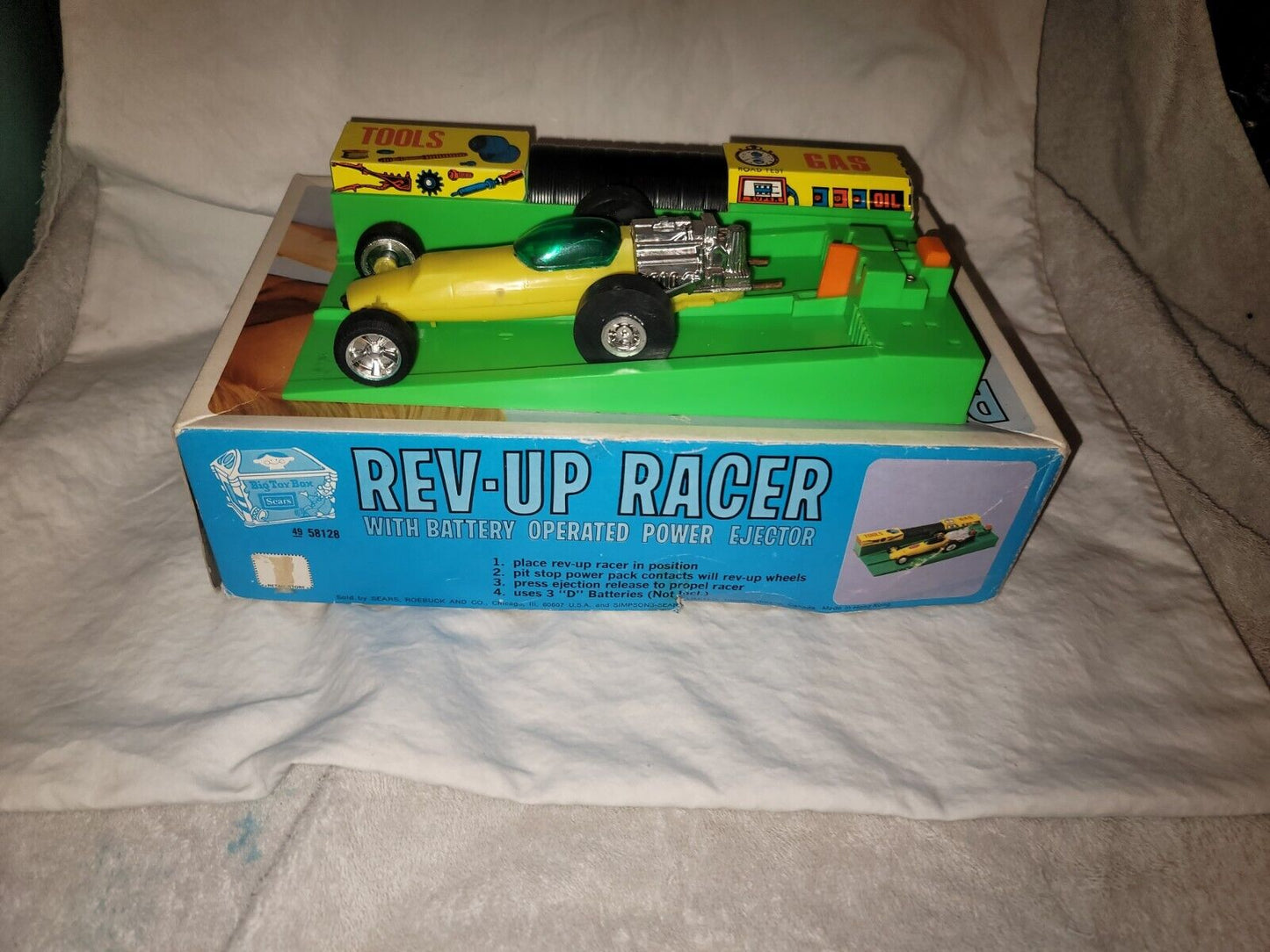 Vintage 1971 AMC REV-UP RACER Set Battery Operated Friction Pit Stop with Box