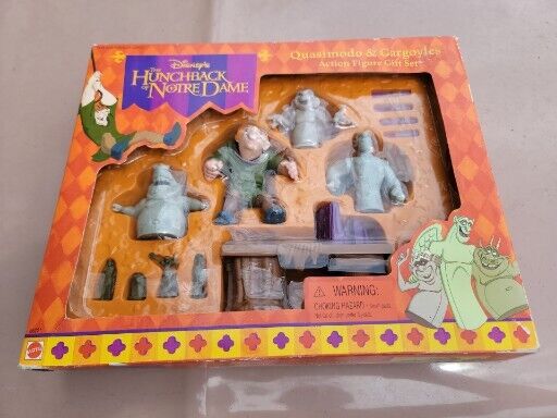 Vintage Disney's Hunchback of Notre Dame Esmeralda & Phoebus Figure Gift Set 