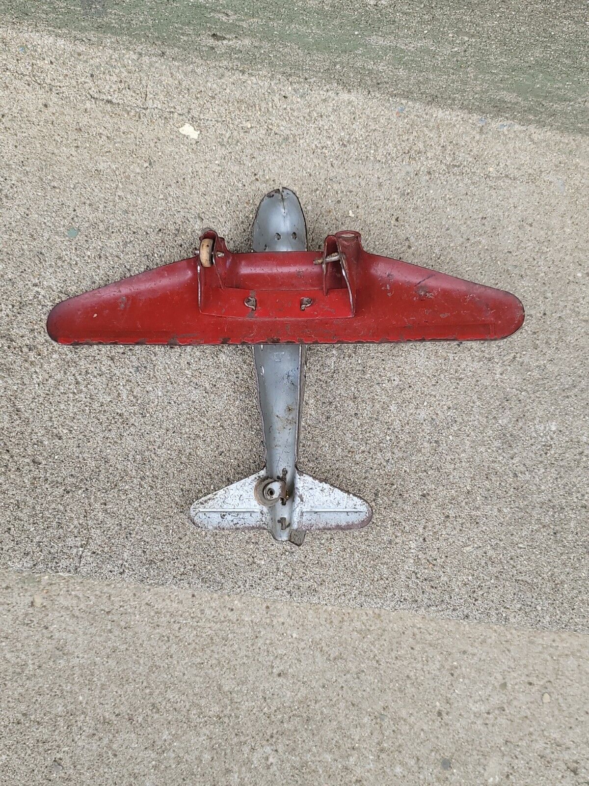 Vintage Pressed steel/metal airplane Wyandotte Hubley Tonka Structo MX 119