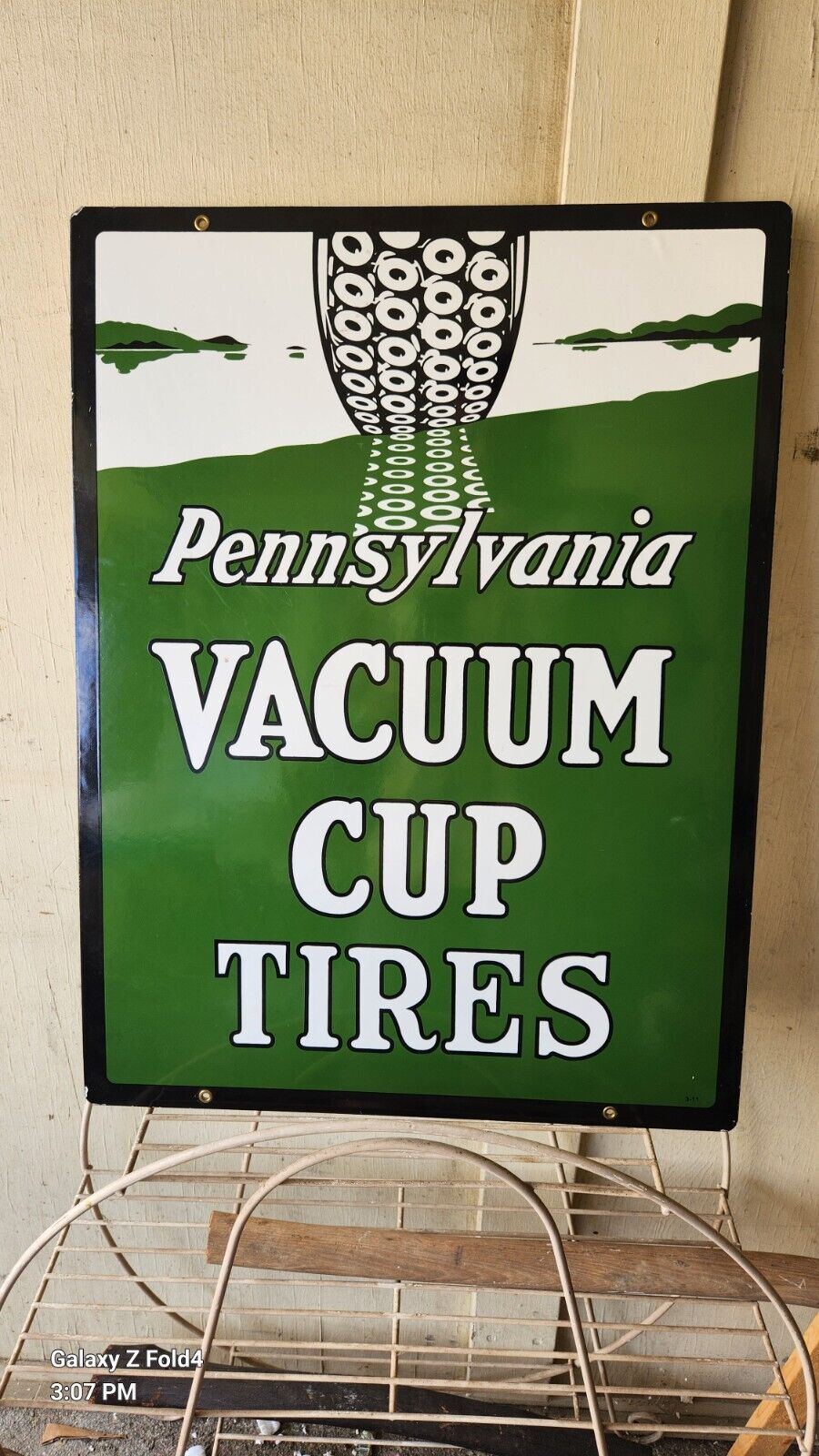 VACUUM TIRES PORCELAIN GAS MOTOR OIL AUTOMOBILE SERVICE STATION SIGN 24x18 Inch 