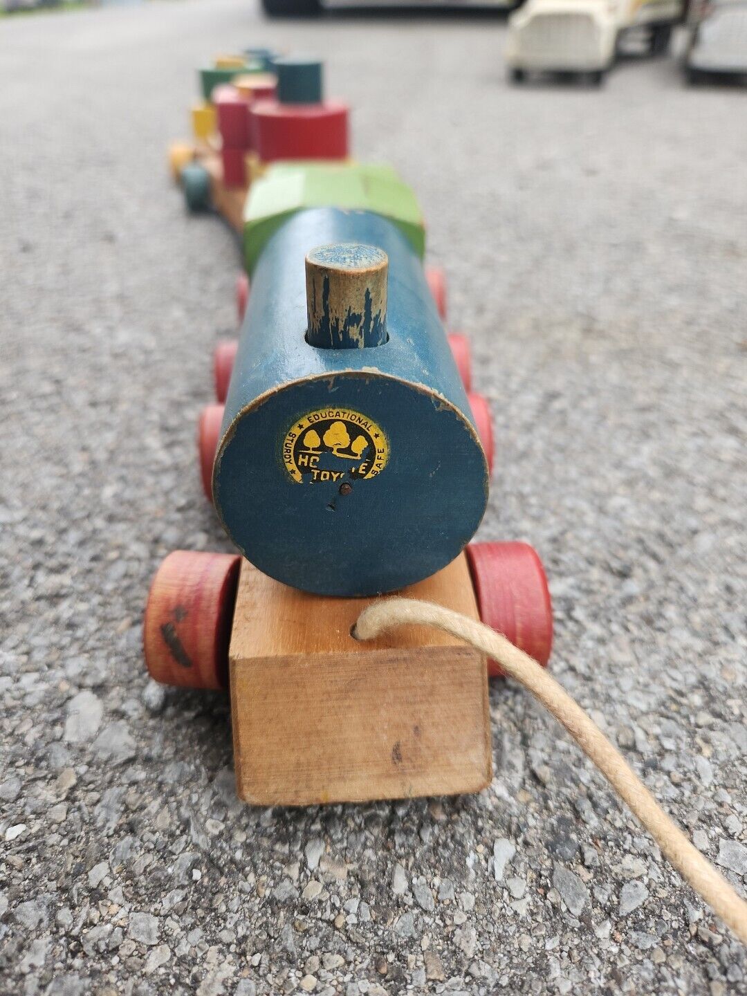 Vintage Holgate Wooden Pull Train #1212 Engine with Three Cars