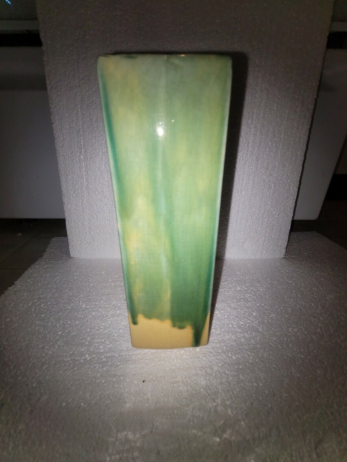 VINTAGE 1951 RARE McCOY POTTERY ARCATURE YELLOW & GREEN 9" X 6" DOUBLE BIRD VASE