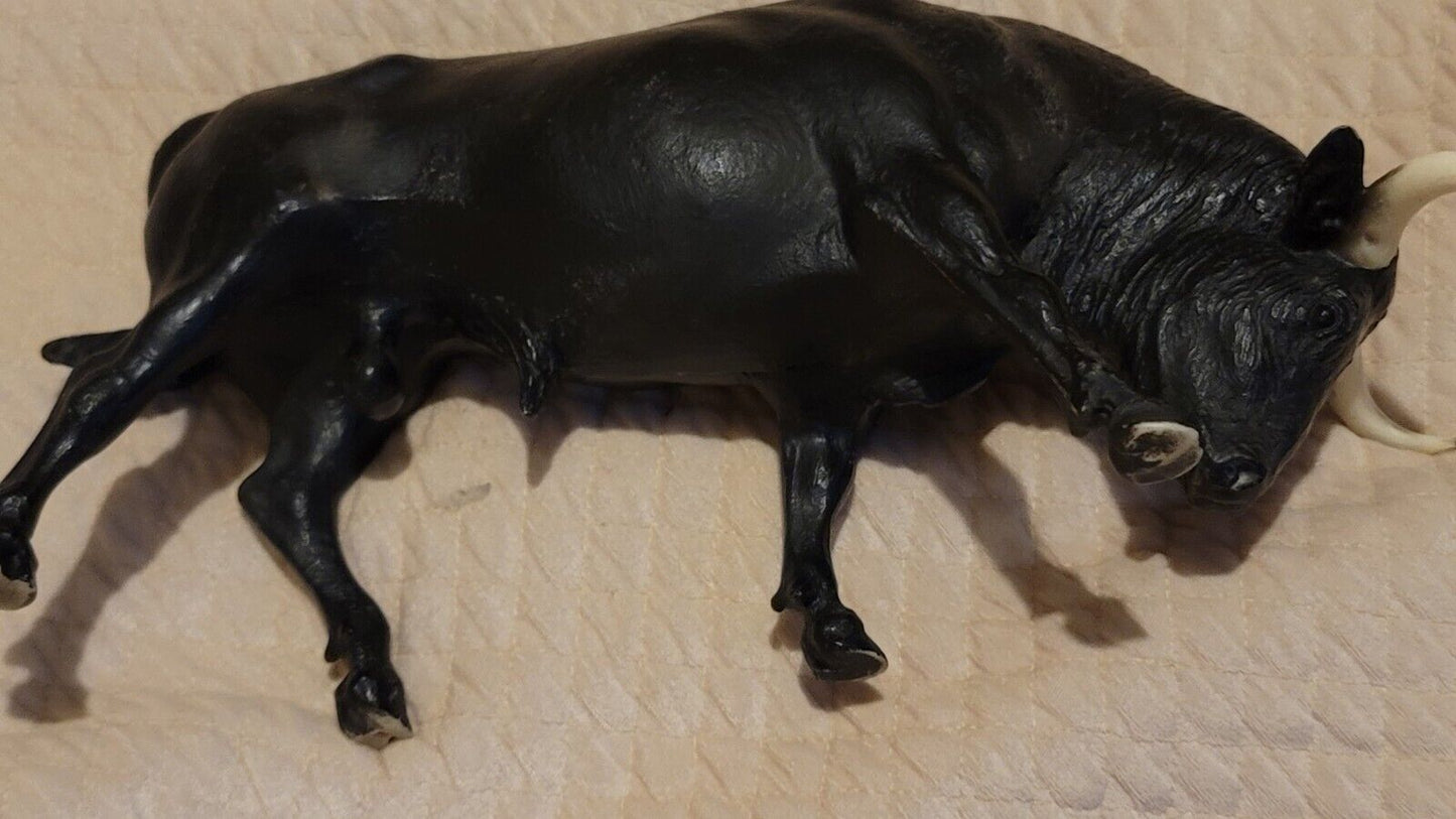 VINTAGE BREYER Spanish Fighting Matte BULL Black Mold 73 Animal VERY RARE