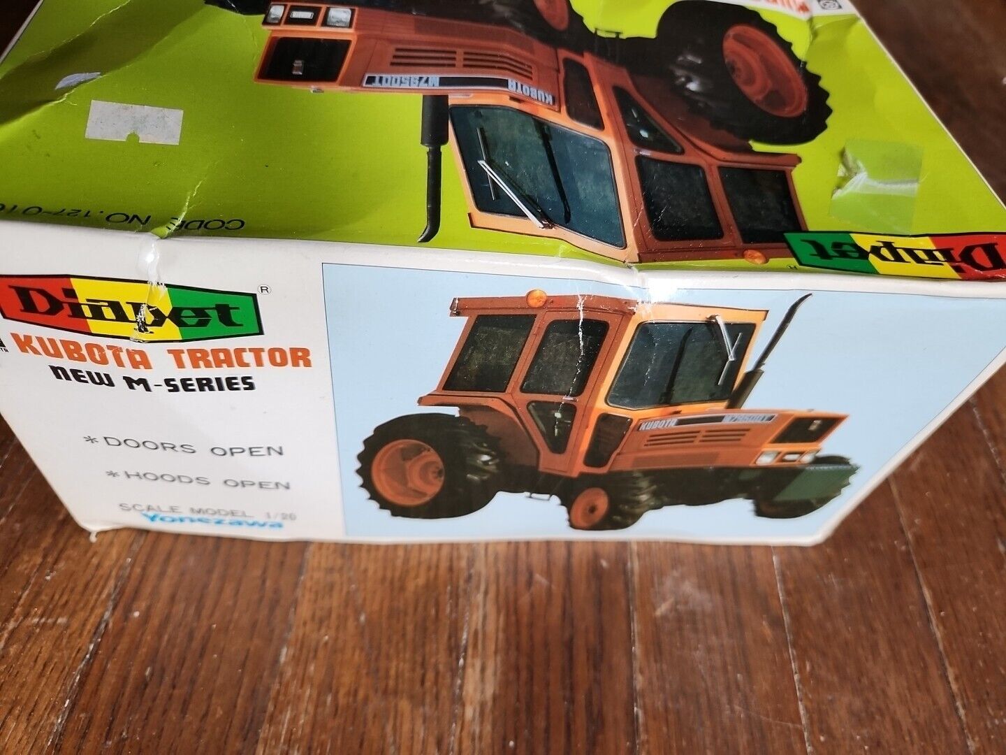 DIAPET KUBOTA TRACTOR L4200 TRACTOR BOXED YONE JAPAN NIB