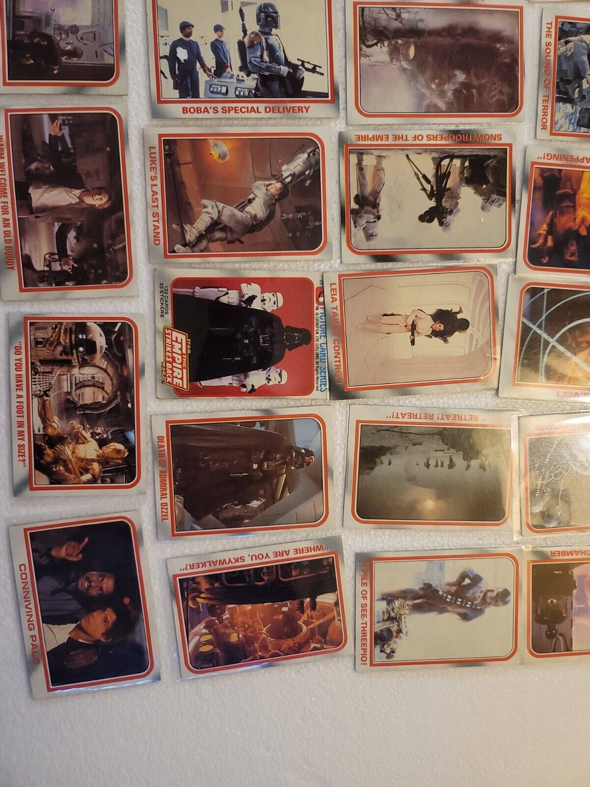 LOT of 61 Empire Strikes Back Topps Trading Cards Star Wars  Near Mint Wow