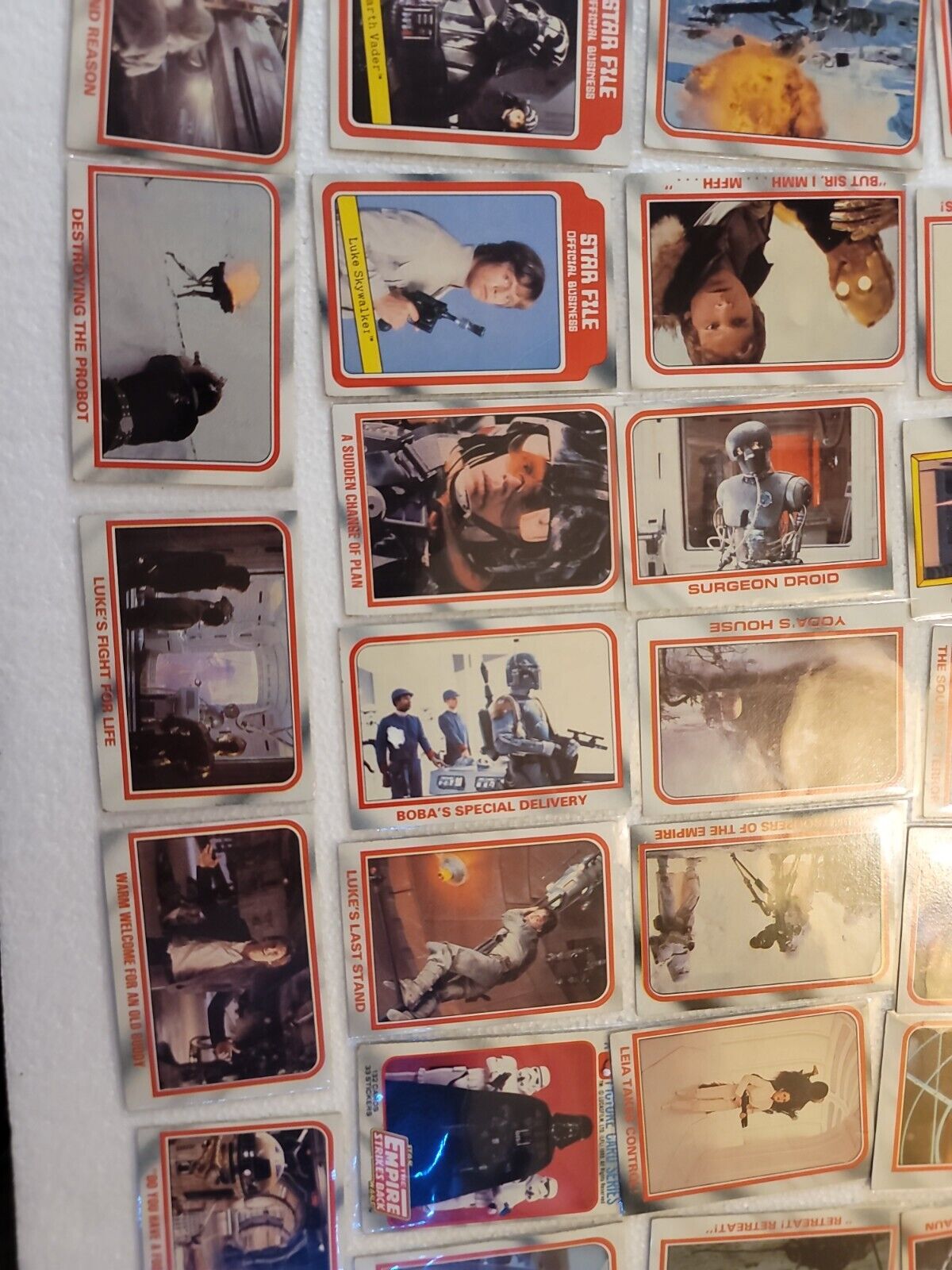 LOT of 61 Empire Strikes Back Topps Trading Cards Star Wars  Near Mint Wow