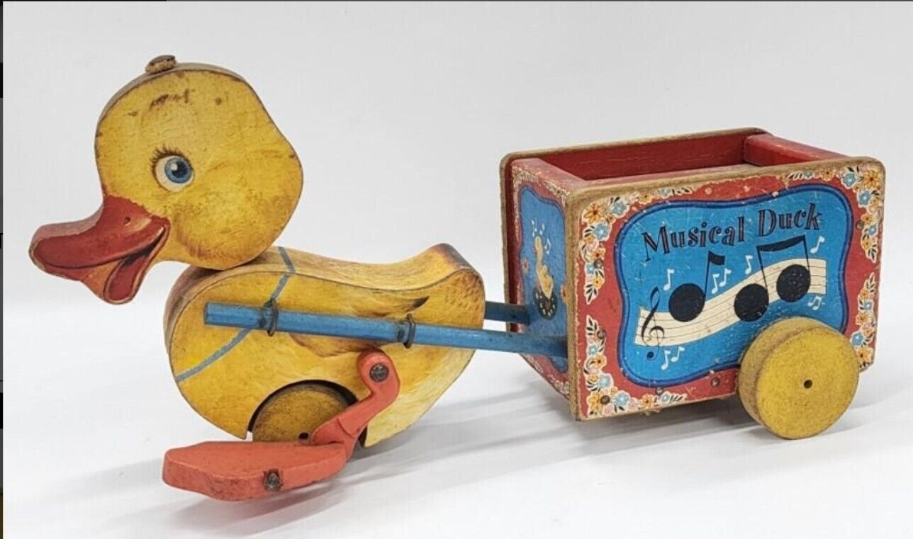 VINTAGE 1952 FISHER PRICE MUSICAL DUCK No. 795;  WOOD PULL TOY; Very Nice!