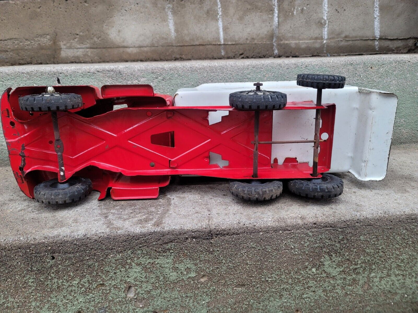 Vintage Buddy L tow truck Pressed Steel Red Tonka Structo Wyandotte 