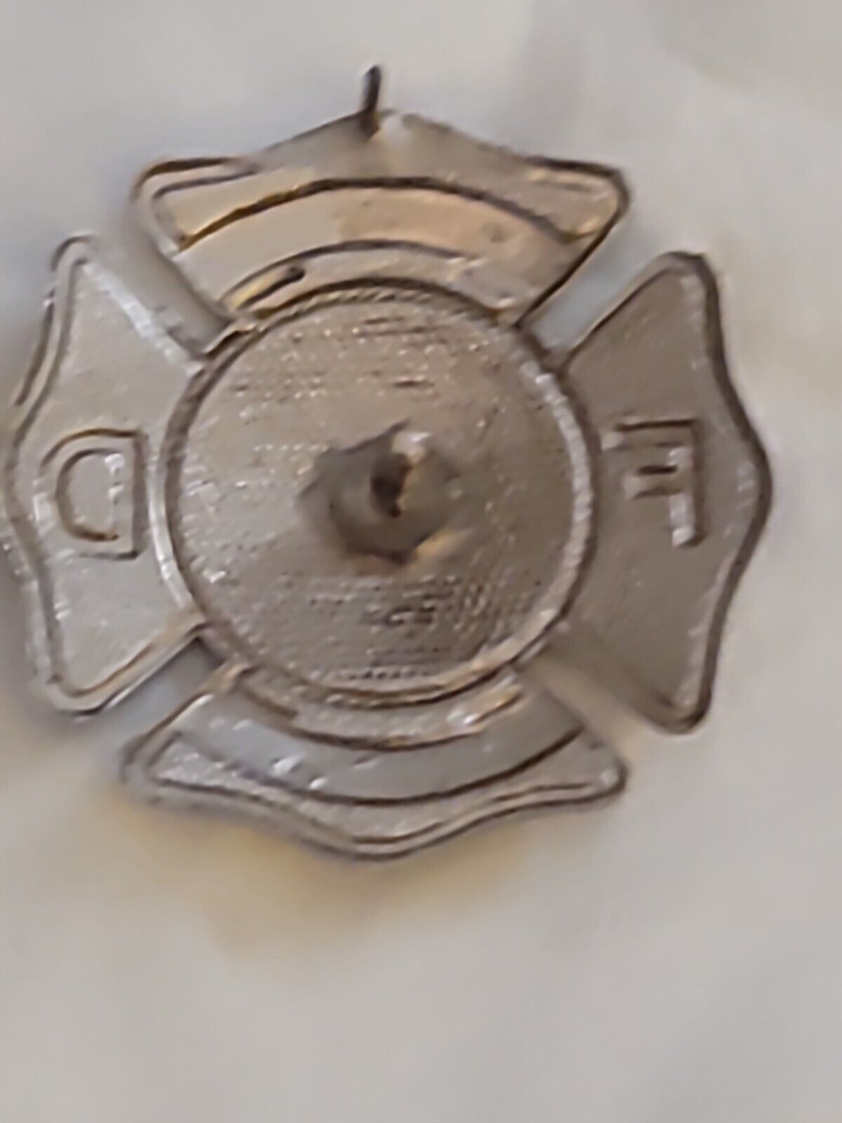 OBSOLETE FIREMAN'S BADGE  Mt. CARMEL PA FIREFIGHTER FIRST American 1