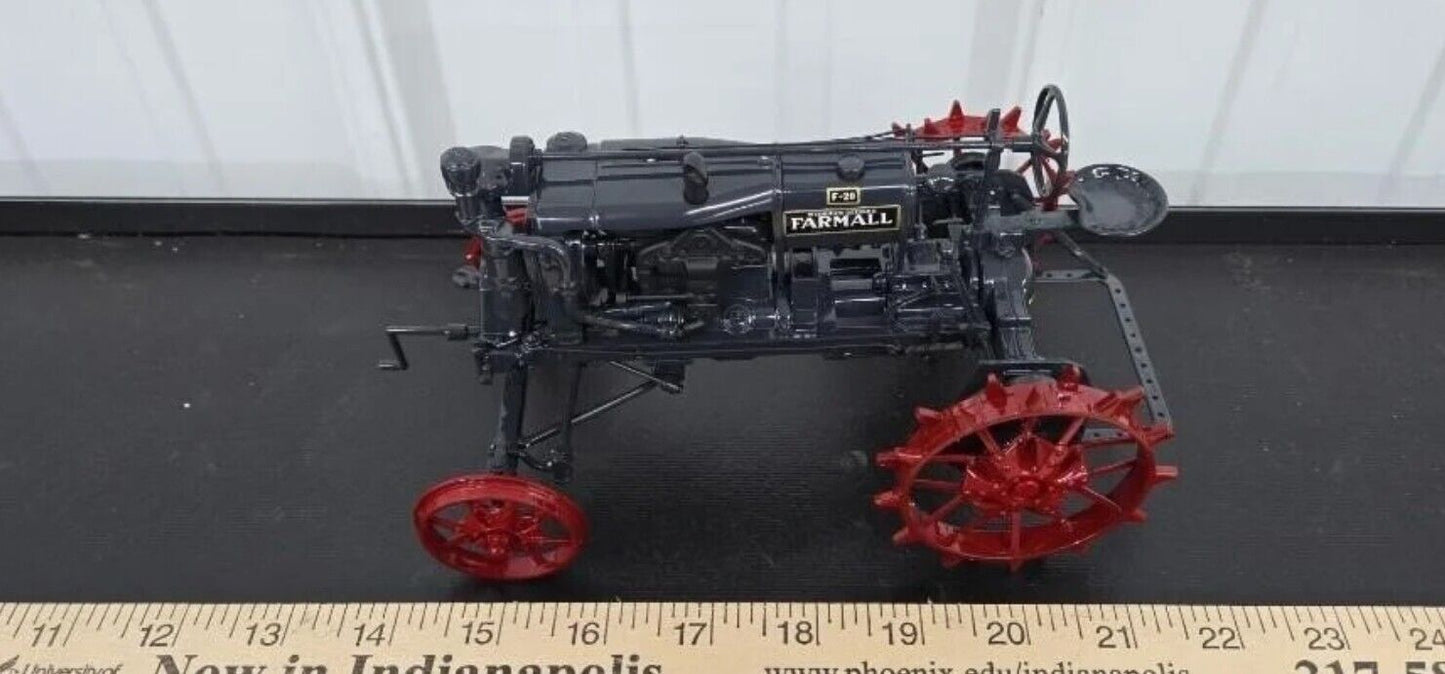 PRECISION SERIES THE MCCORMICK-DEERING FARMALL F-20 FARM TRACTOR 1/16 SCALE