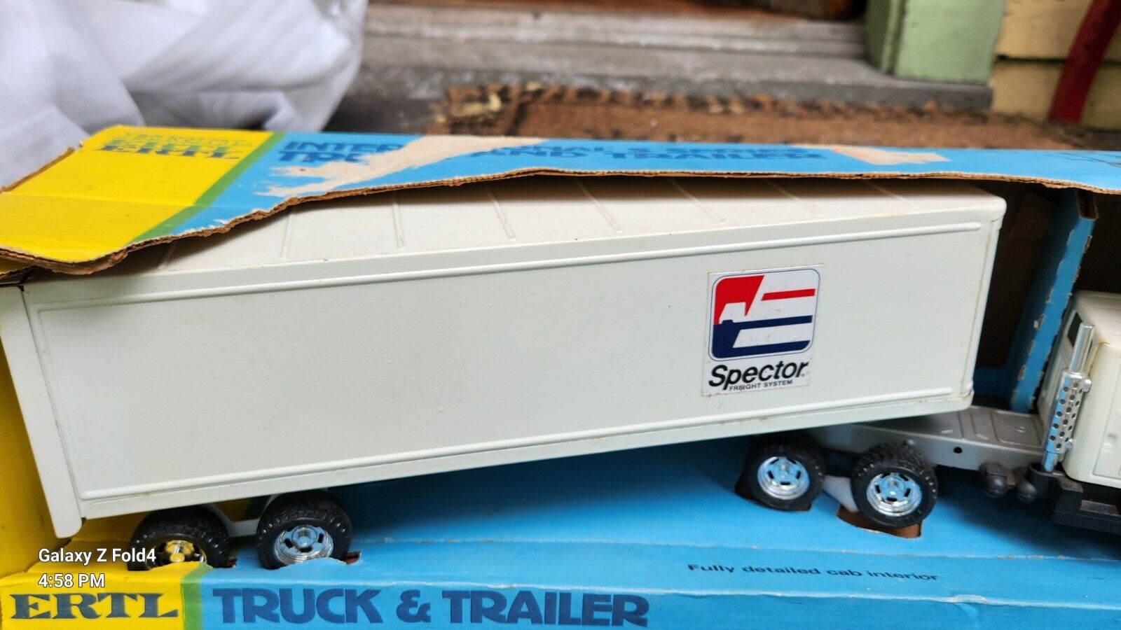 Vintage1977 ERTL Spector Freight Semi Cab & Trailer