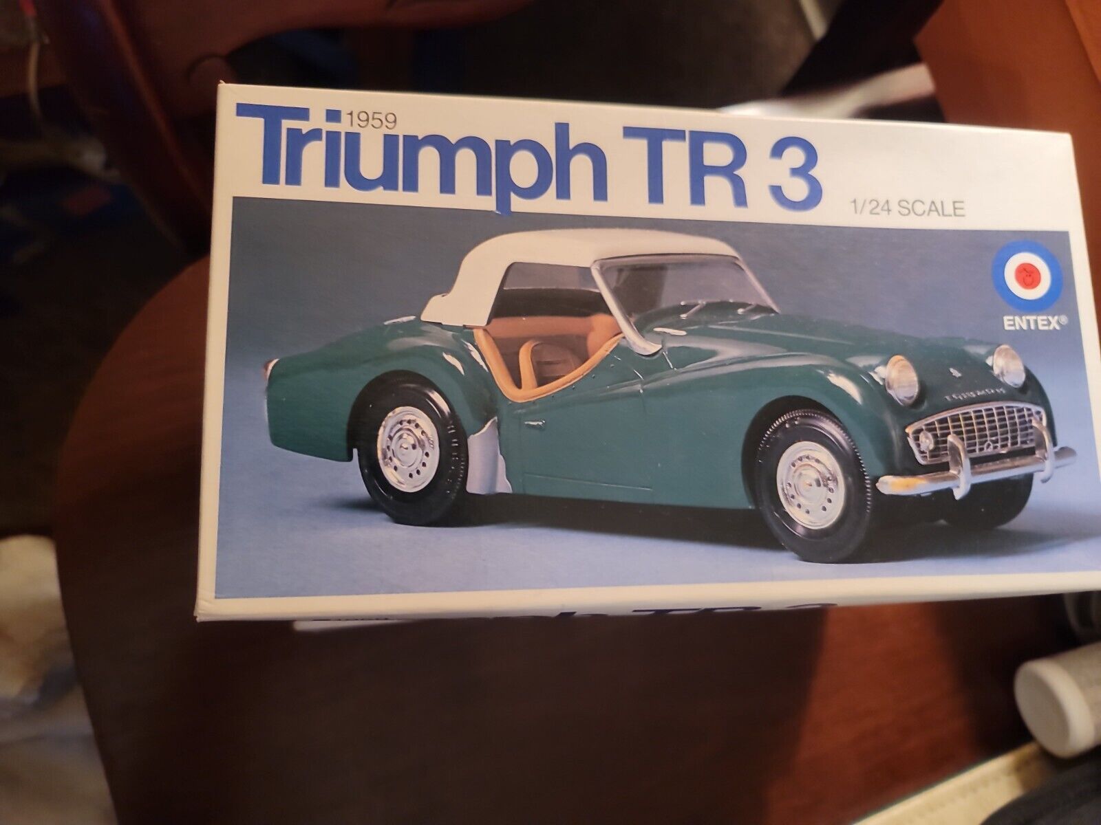 Vintage lot of 2 Entex 1959 Triumph TR3 #9112 Model Kit 1:24 