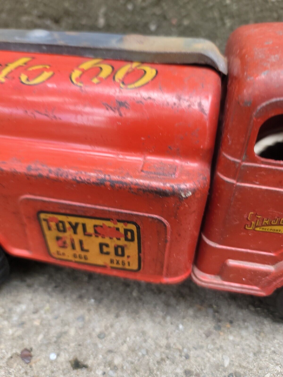 Vintage 1950s Structo Toyland Oil Co Gas Tanker Windup Toy  Works