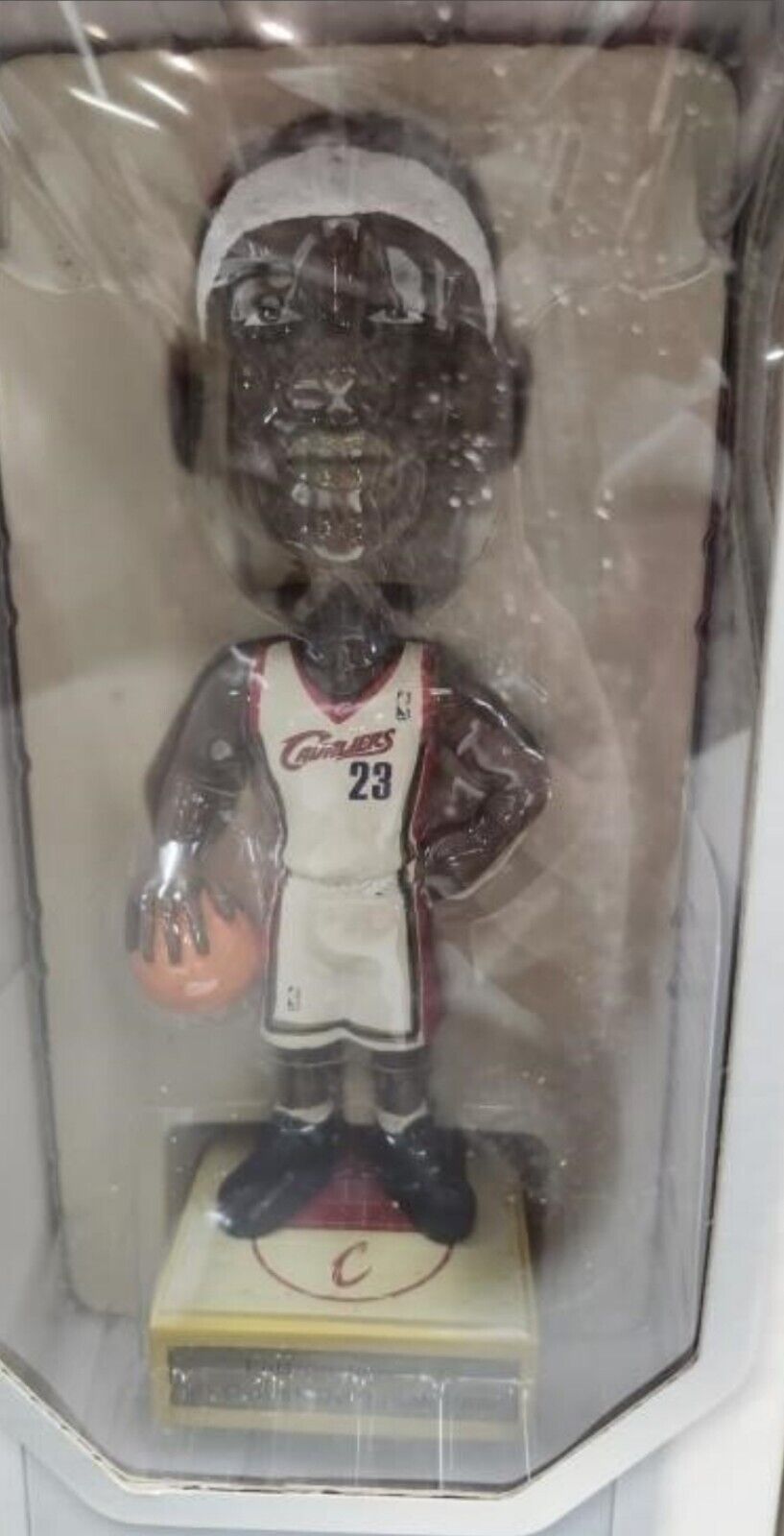 Lebron James 2003 Upper Deck Bobble Head and Rookie Card Premium Play Makers NIB