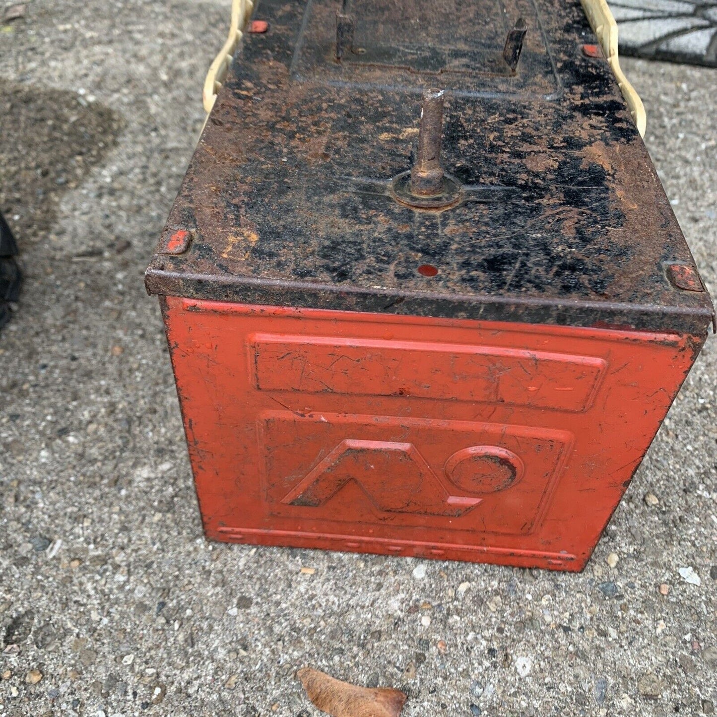 VINTAGE Nylint Pressed Steel 1970's Yellow Tractor / Nylint Circus Trailer ONLY