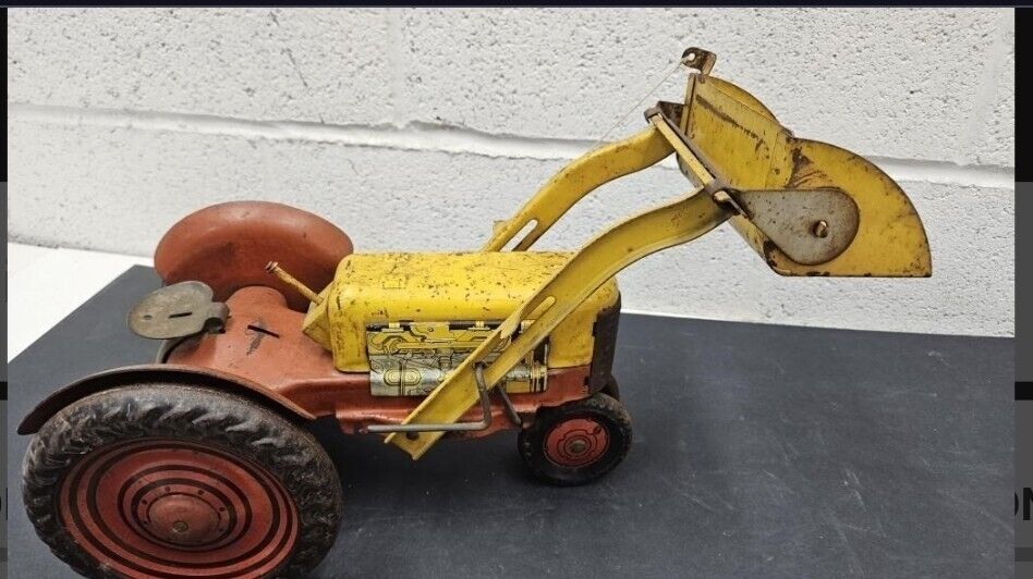 Large Vintage Marx Pressed Steel Farm Tractor With Front Loader 16" Played With 