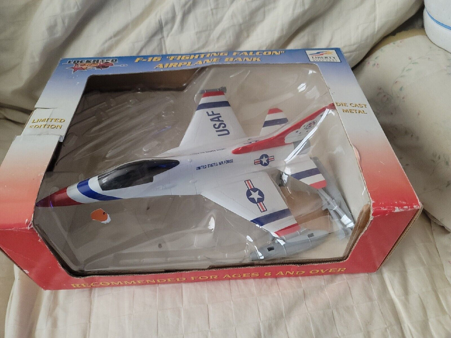 LOCKHEAD USAF FIGHTER FALCON MODEL JET NIB DIECAST