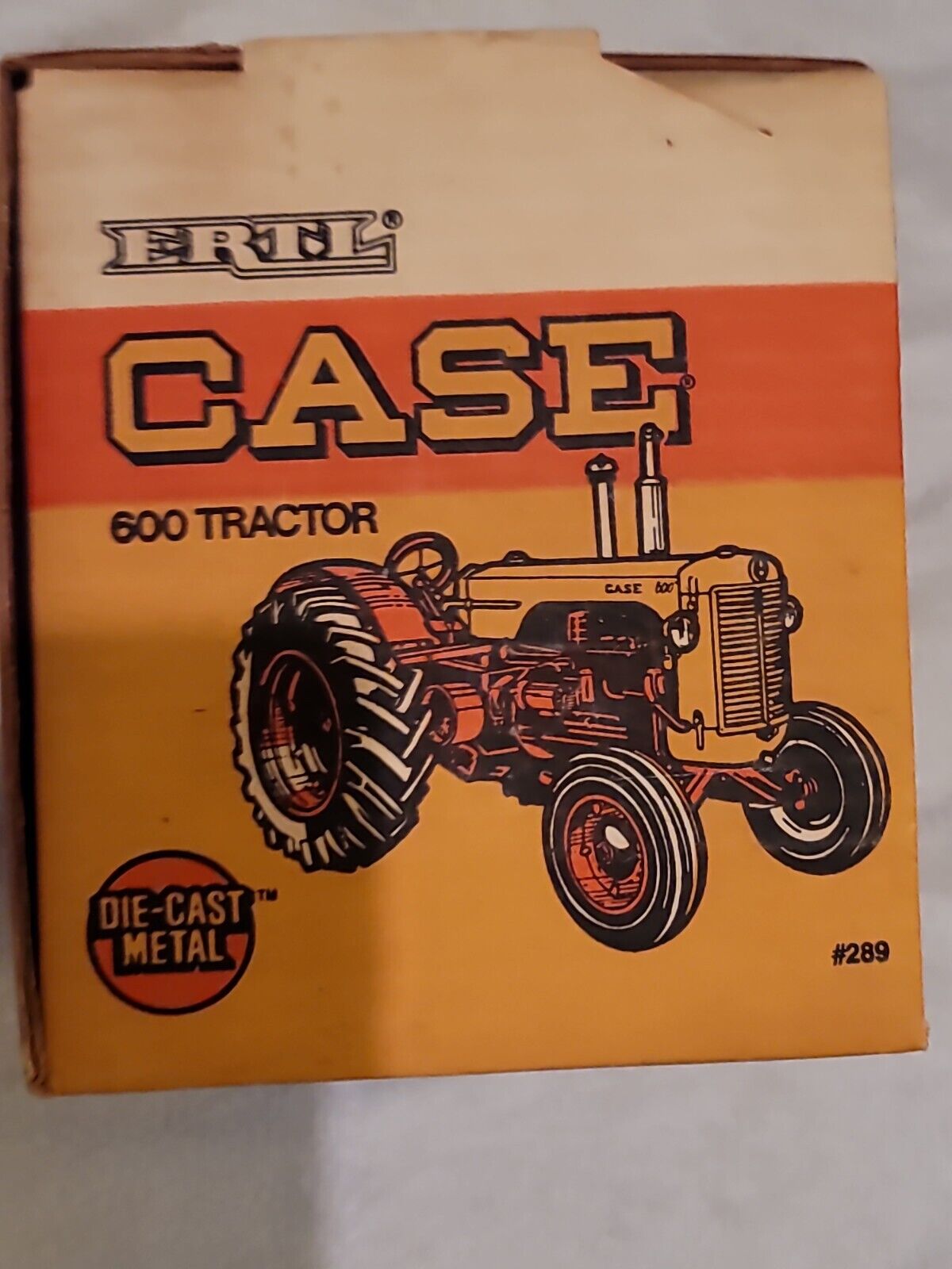 Vintage Case 600 Tractor 1986 vintage 1/16 Tractor Barn Find not